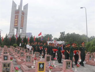 Nghe An reburies martyrs’ remains repatriated from Laos